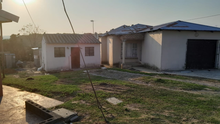 1 Bedroom Property for Sale in Scenery Park Eastern Cape